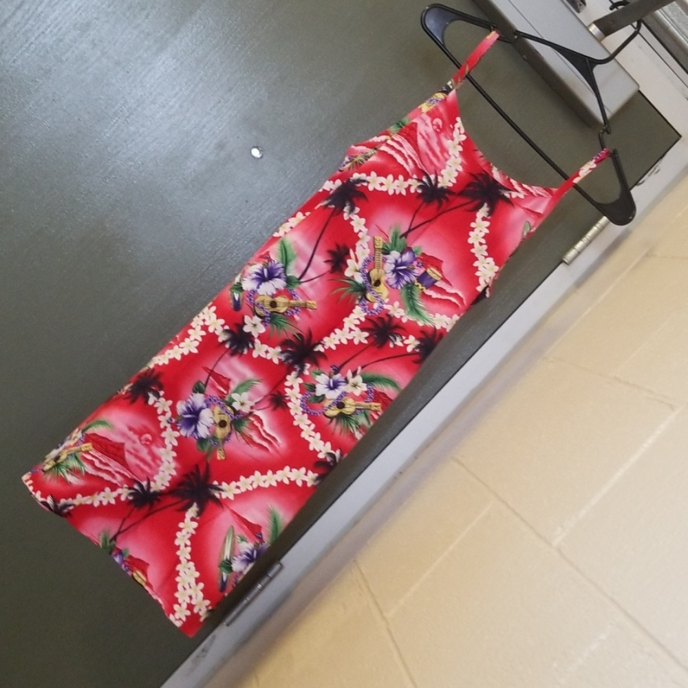 Hawaiian dress